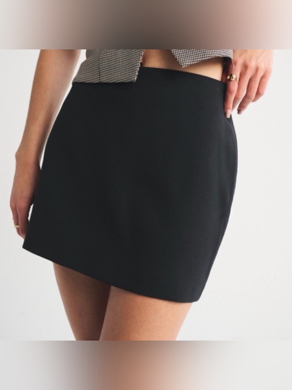 Abercrombie & Fitch Scarlett Mini Skort Skirt in Black Crepe Crepette Fabric